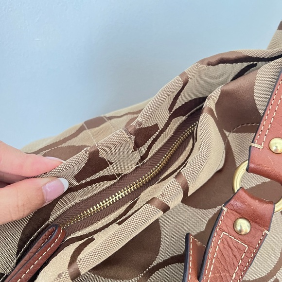 Coach Bag - Picture 7 of 13